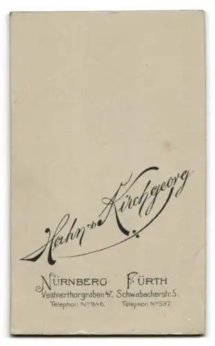 Fotografie Hahn & Kirchgeorg, Nürnberg, Vestnerthorgraben 47, Portrait eines eleganten Herrn mit Schnurrbart