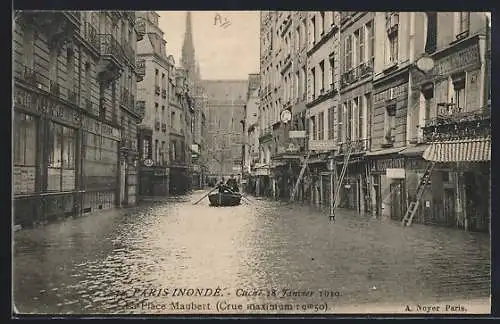 AK Paris, La Place Maubert inondé, 1910