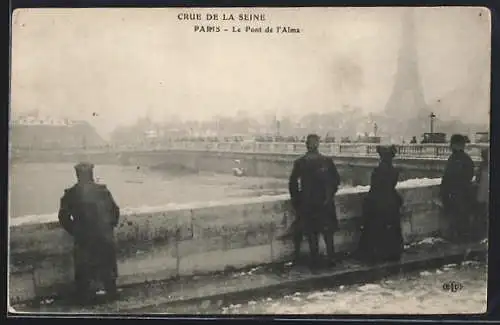 AK Paris, Le Pont de l`Alma, Crue de la Seine