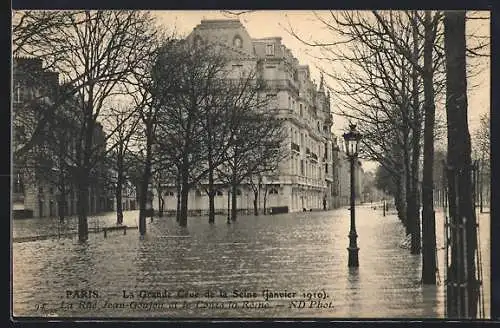 AK Paris, La Rue Jean-Goujon et le Cours la Reine, Crue de la Seine 1910