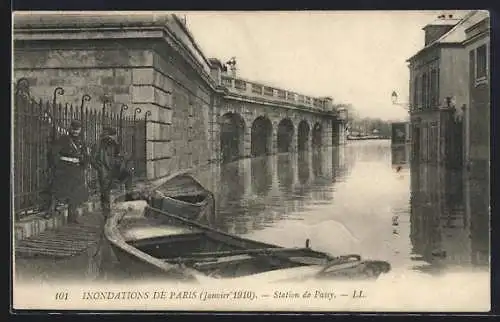 AK Paris, Station de Passy, Inondations 1910