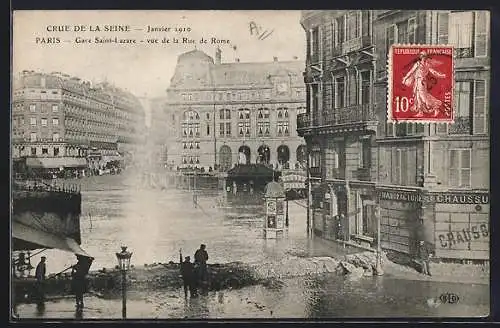 AK Paris, gare Saint-Lazare, vue de la rue de Rome, crue de la Seine 1910, Hochwasser
