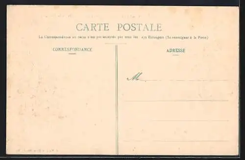 AK Troyes, Inondations 1910, La Place de la Préfecture