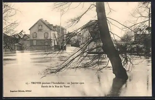 AK Troyes, Inondations 1910, Entrée de la Rue du Voyer