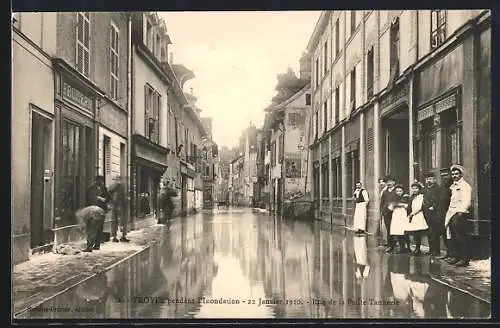 AK Troyes, Inondations 1910, Rue de la Petite Tannerie