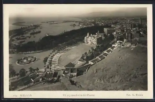 AK Malaga, Vista panorámica del Puerto