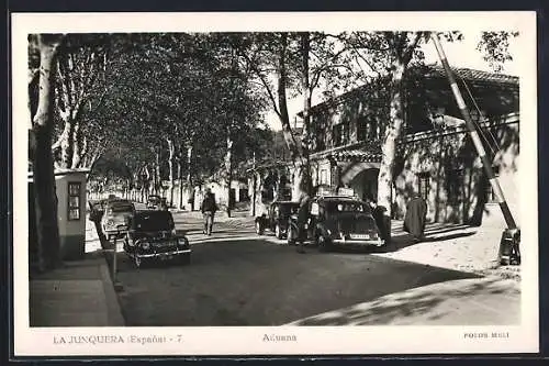 AK La Junquera, Aduana