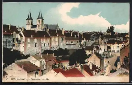 AK Chaumont, Panorama de la ville avec église à deux clochers