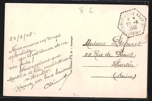 AK Vivey, Vue générale du village et de la forêt environnante