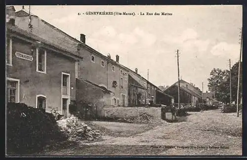 AK Genevrières, La Rue des Mottes