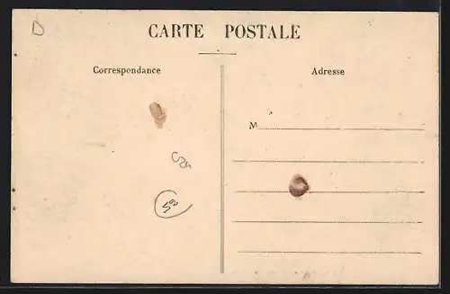 AK Dommartin-le-St-Père, Rue principale avec église en arrière-plan