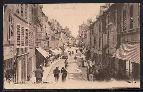 AK Langres, La Rue Diderot animée avec passants et boutiques