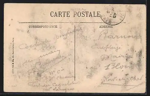 AK Langres, La Rue Diderot animée avec passants et boutiques