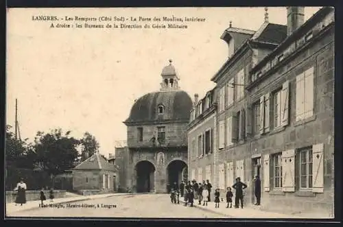 AK Langres, Les Remparts, La Porte des Moulins, intérieur, bureaux du Génie Militaire