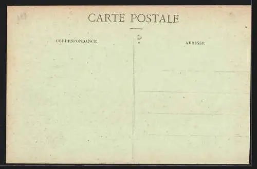 AK Langres, Place Diderot avec statue et bâtiments historiques