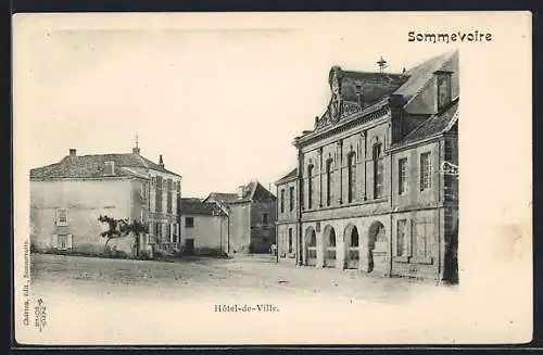 AK Sommevoire, Hôtel-de-Ville et place centrale