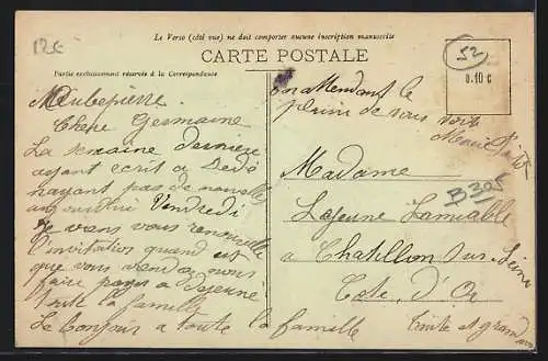 AK Aubepierre, Place de l`Église avec clocher et passants