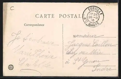 AK Eurville, La Grille du Château et passants devant l`entrée