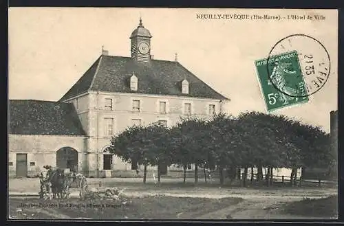 AK Neuilly-l`Évêque, L`Hôtel de Ville avec charrette au premier plan