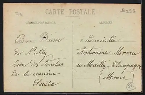 AK Nully, L`Église et rue animée avec charrette et passants