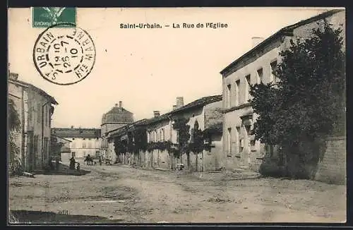 AK Saint-Urbain, La Rue de l`Église
