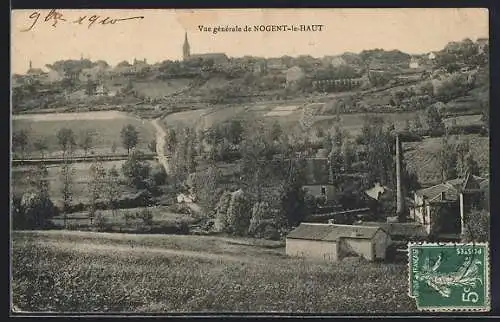 AK Nogent-le-Haut, Vue générale sur le village et la campagne environnante