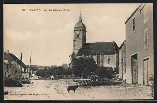 AK Neuilly-l`Évêque, La Place de l`Église