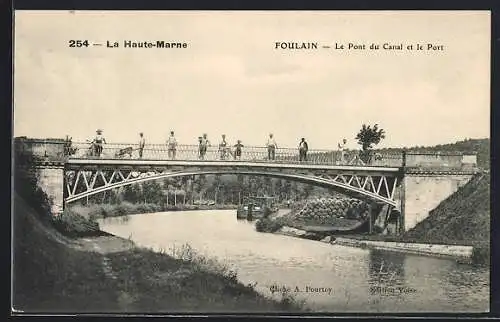 AK Foulain, Le Pont du Canal et le Port