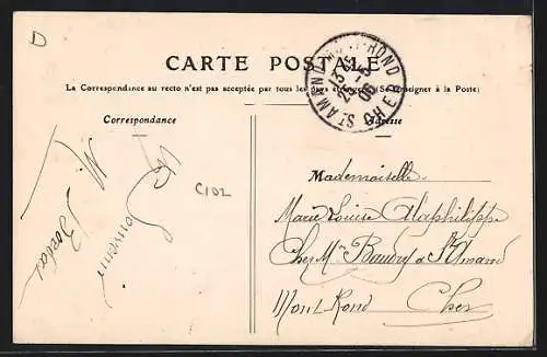 AK Chateauvillain, Rue Amiral Decrès avec vue sur l`église et habitants