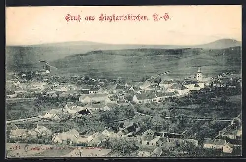AK Sieghartskirchen /N.-Ö., Gesamtansicht mit Fernblick aus der Vogelschau