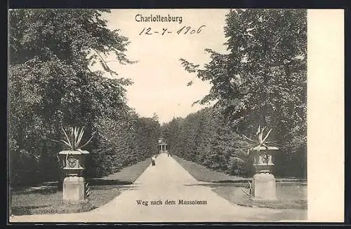 AK Berlin-Charlottenburg, Weg nach dem Mausoleum