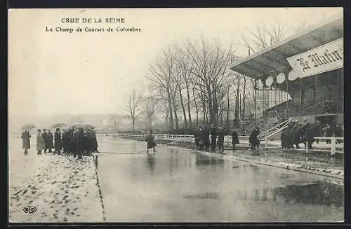 AK Colombes, Le Champe des Courses während des Hochwassers, Crue de la Seine