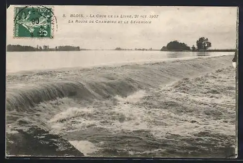 AK Blois, Inondations Octobre 1907, La Route de Chambord et le Deversoir