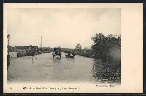 AK Blois, Crue de la Loire 1907, Sauveteurs