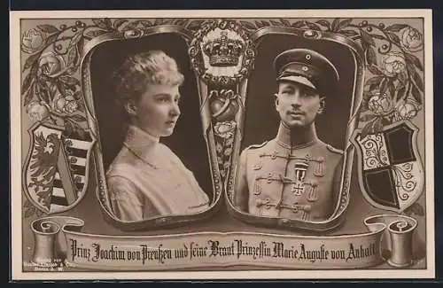 AK Prinz Joachim von Preussen und seine Braut Prinzessin Marie Auguste von Anhalt, Wappen, Krone, Blumen