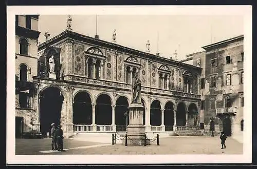 AK Verona, Piazza Dante, Loggia di Fra Giocondo