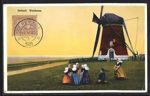 Künstler-AK Photochromie Nr. 2934: Zeeland, Walcheren, Im Kreis spielende Mädchen mit Windmühle im Hintergrund