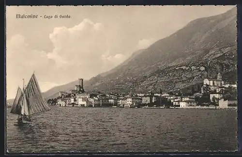 AK Malcesine /Lago di Garda, Ortsansicht vom See aus