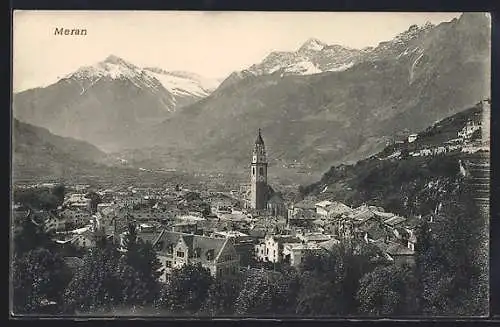 AK Meran, Ortsansicht mit Bergspitzen aus der Vogelschau