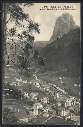 AK Ortisei / St. Ulrich, Gesamtansicht gegen Langkofel und Sellagruppe