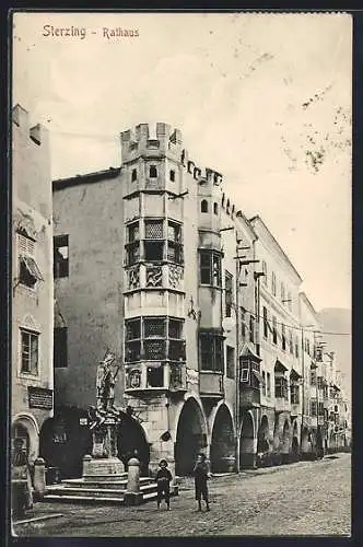 AK Sterzing, Rathaus und Denkmal