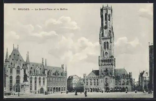 AK Bruges, La Grand`Place et le Beffroi