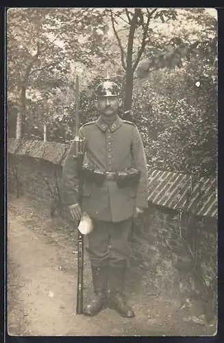 AK Uniformfoto Soldat mit Bajonett 71