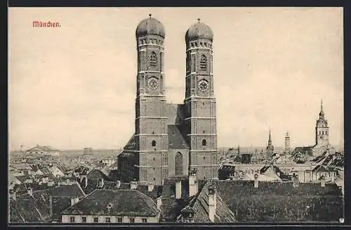 AK München, Blick auf die Frauenkirche