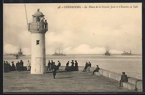 AK Cherbourg, Le Phare de la Grande Jetée et l`Escadre en Rade