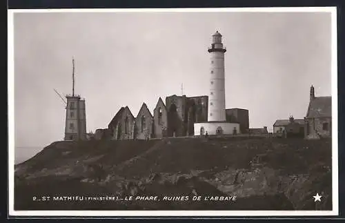 AK St-Mathieu /Finistère, Le Phare, Ruines de l`Abbaye