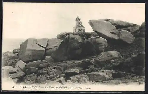 AK Ploumanach, Le Sabot de Goliath et le phare