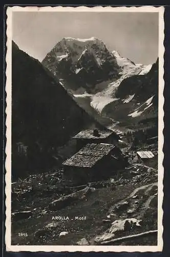 AK Arolla, Blick auf Häuser und Berge