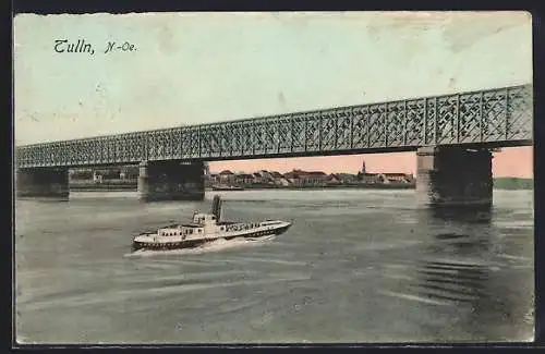 AK Tulln, Ortsansicht mit einer Brücke, Dampfer