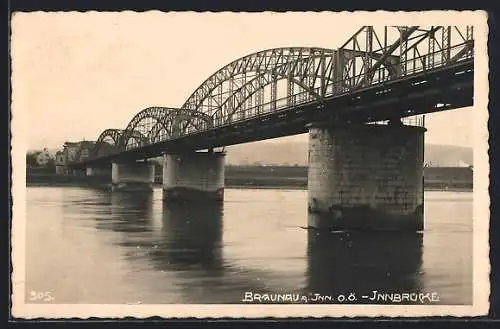 AK Braunau /Inn, Innbrücke vor der Ortschaft